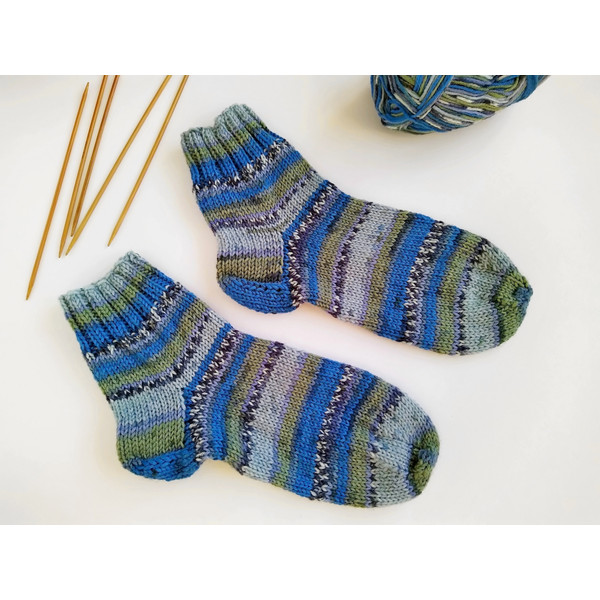 Knitting patterns for men socks on 4 needles.jpg