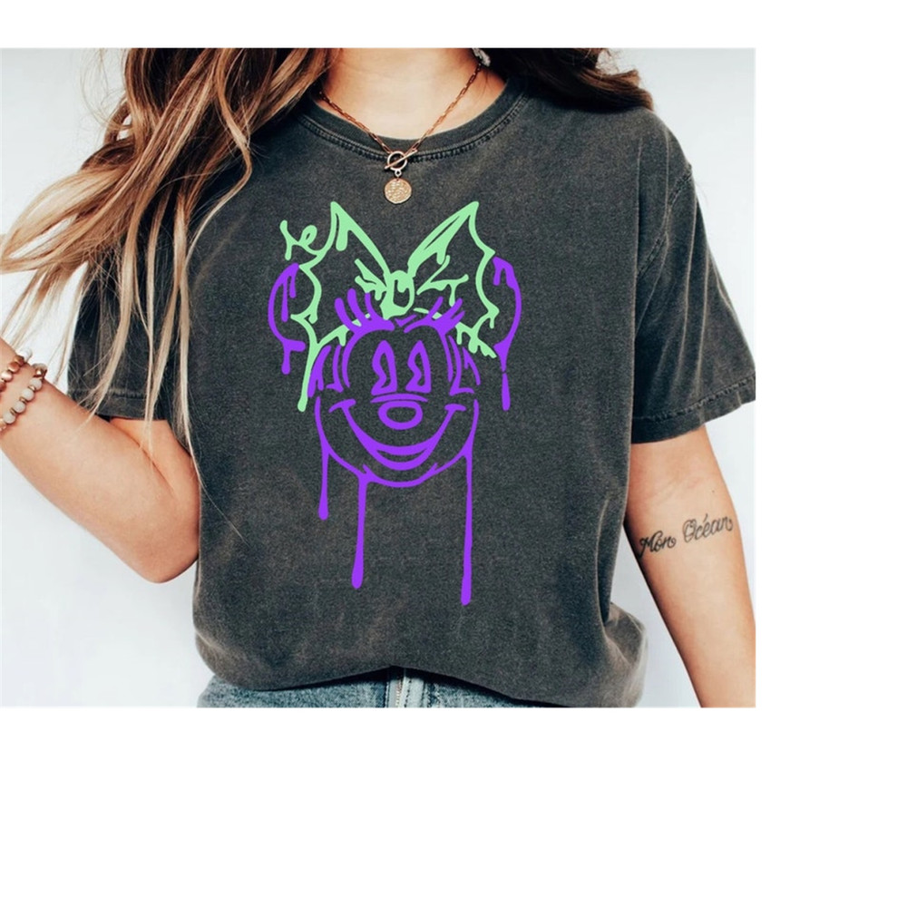MR-1592023164628-minnie-spooky-disney-halloween-colors-comfort-shirt-disney-image-1.jpg