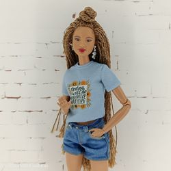 Shorts and a T-shirt for Barbie Doll with a regular body type (Made to Move, BMR1959, Barbie Looks)