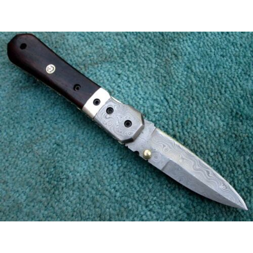 8 Damascus Steel Knife with Rosewood Handle