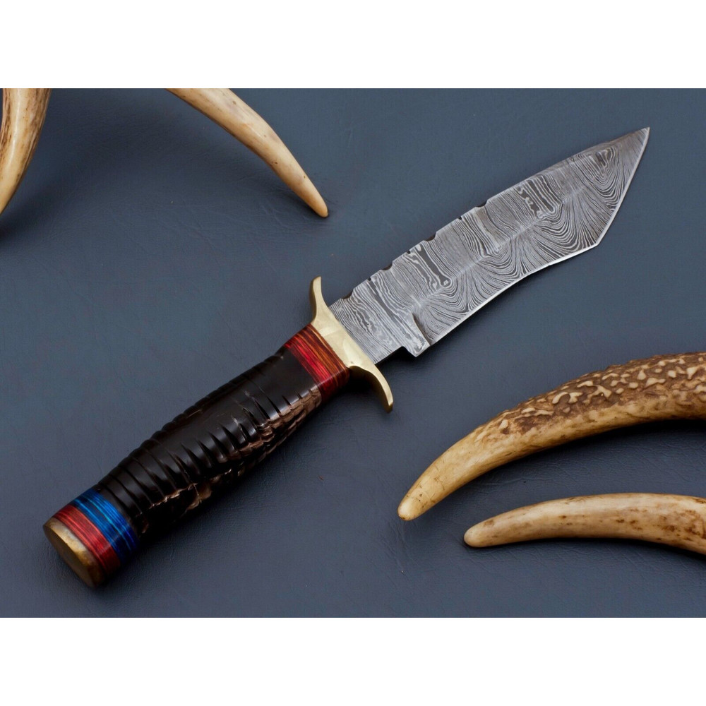 10 Damascus Steel Hunting Knife