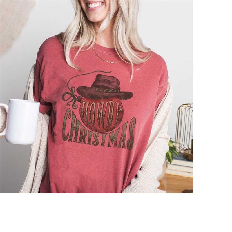 MR-1692023133320-retro-christmas-comfort-colors-shirt-howdy-christmas-western-image-1.jpg
