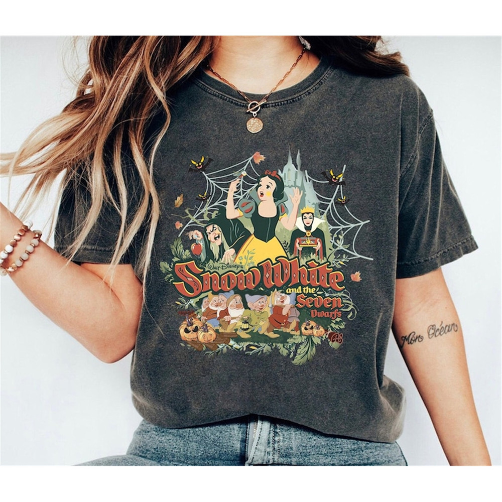 MR-1692023134315-vintage-snow-white-halloween-shirt-seven-dwarfs-halloween-image-1.jpg