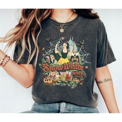 vintage snow white halloween shirt, seven dwarfs halloween shirt, disney princess halloween shirt, disney halloween fami
