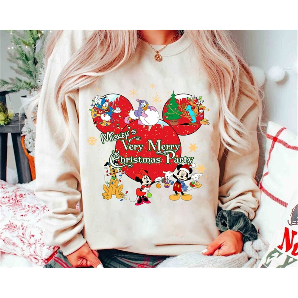 MR-169202314730-vintage-disney-christmas-shirt-mickey-and-friends-christmas-image-1.jpg