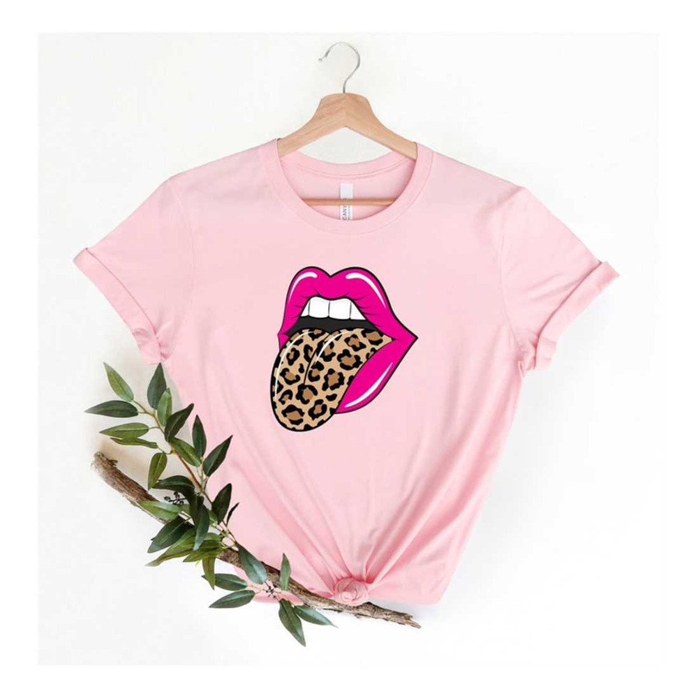 MR-1692023154351-vintage-red-lips-shirt-red-lips-leopard-tongue-t-shirt-image-1.jpg