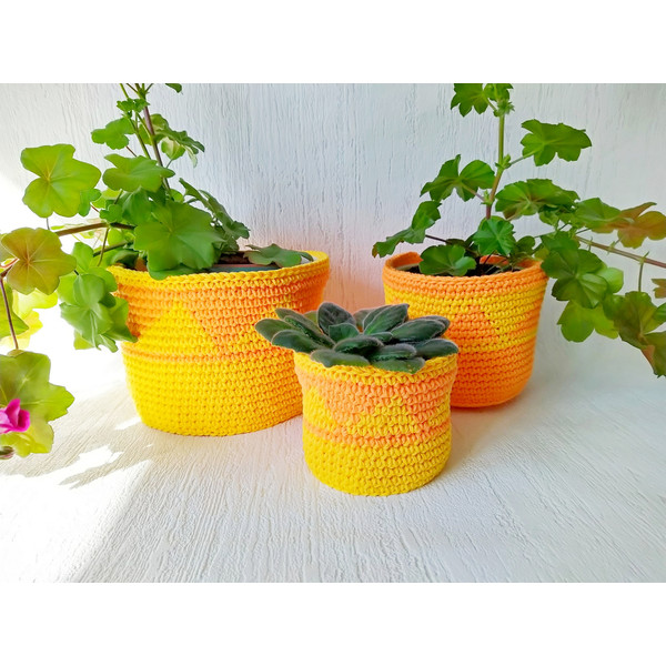Crochet plant pot cover pattern.jpg