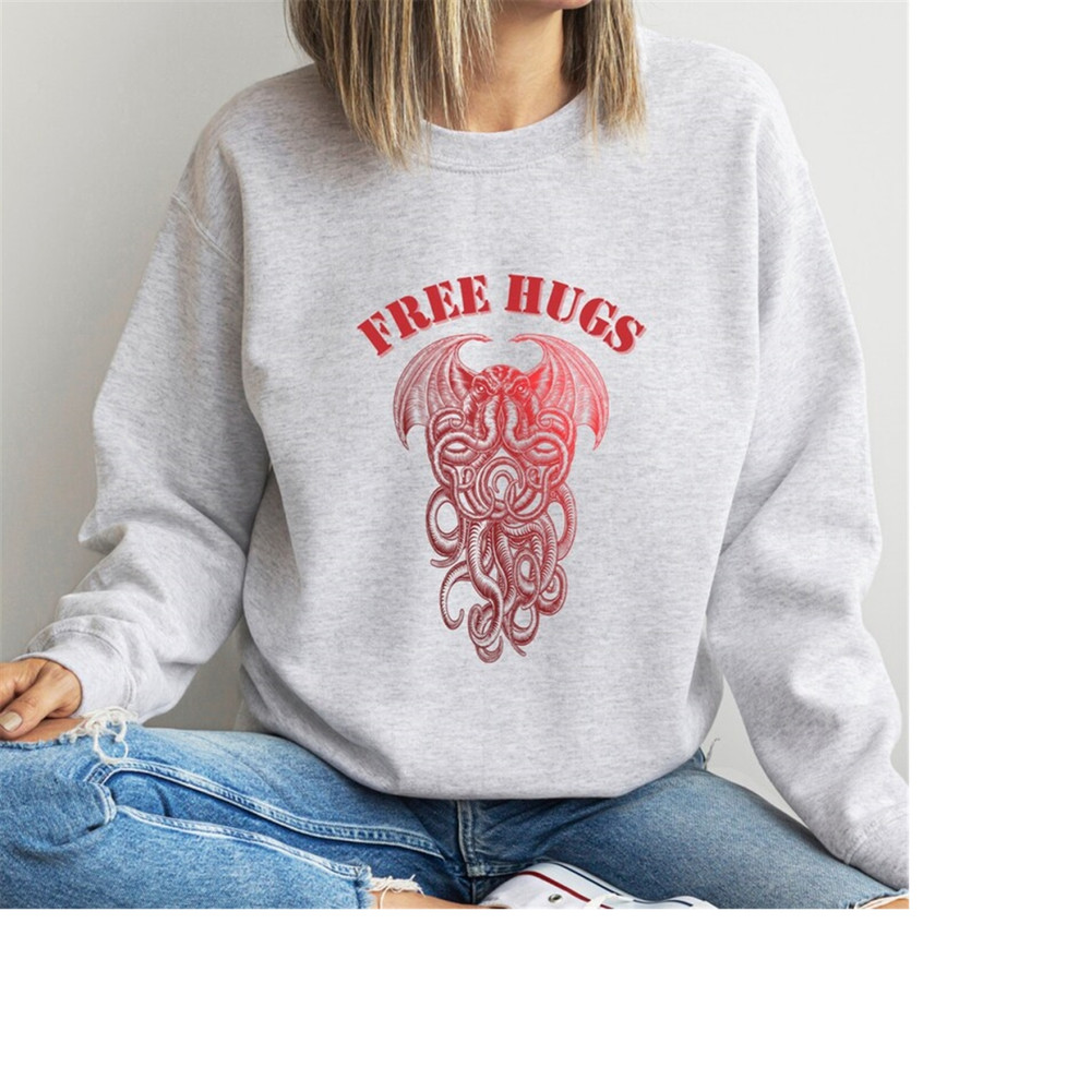 MR-1892023114120-free-hugs-cuthulu-sweater-board-game-shirt-cuthulu-graphic-image-1.jpg