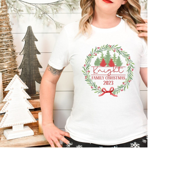 MR-1892023123318-custom-family-group-christmas-t-shirt-wreath-family-christmas-white.jpg