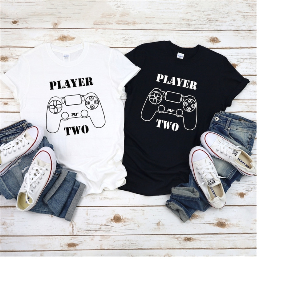 MR-189202313239-player-two-gamer-couple-t-shirt-partner-tee-couple-shirt-image-1.jpg