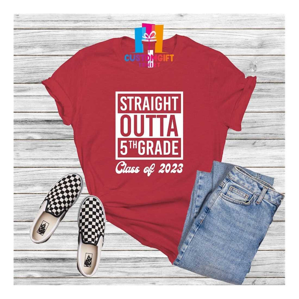 MR-1892023134457-straight-outta-5th-grade-t-shirt-class-of-2023-shirt-image-1.jpg