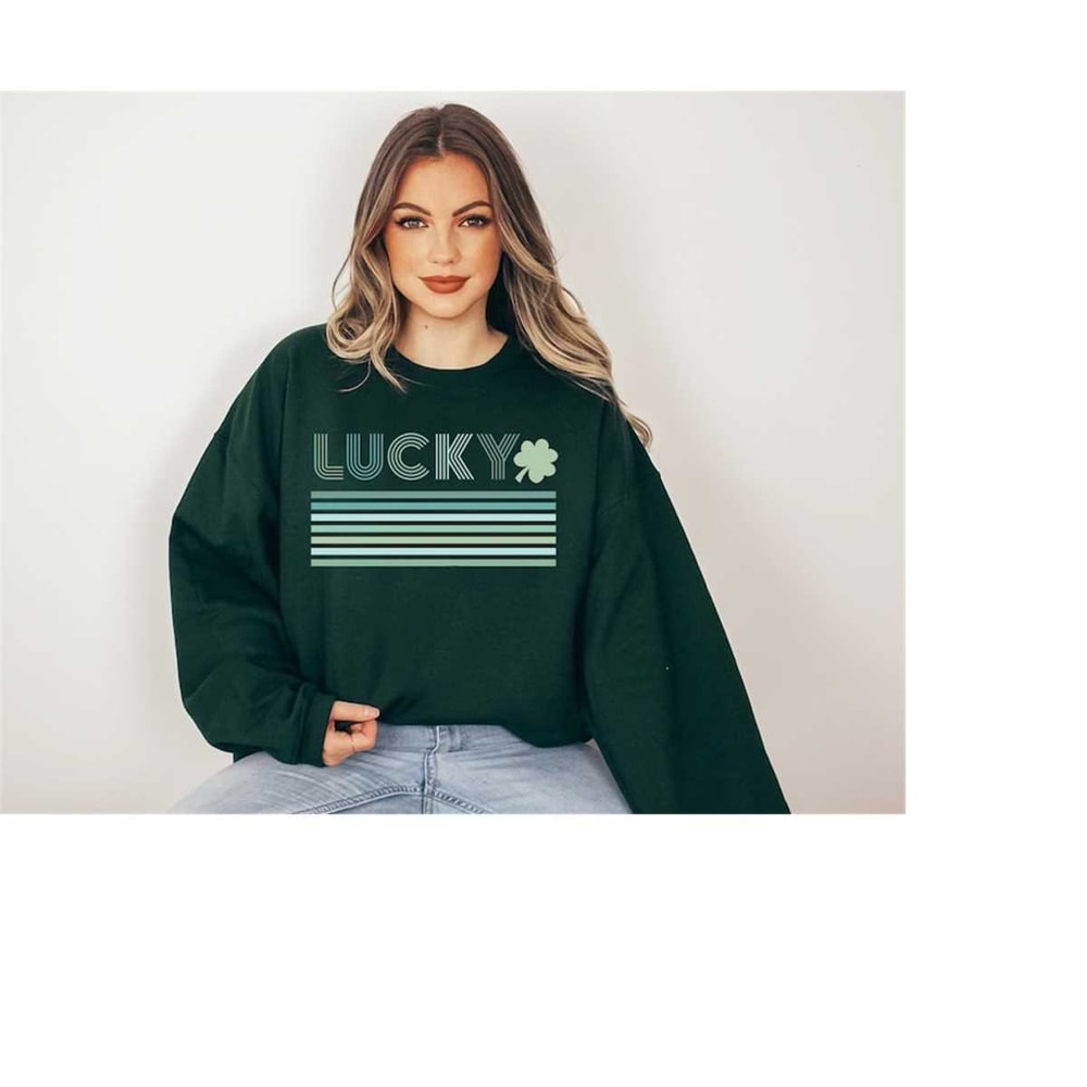 MR-1892023135352-retro-lucky-clover-sweatshirt-lucky-clover-sweater-st-image-1.jpg