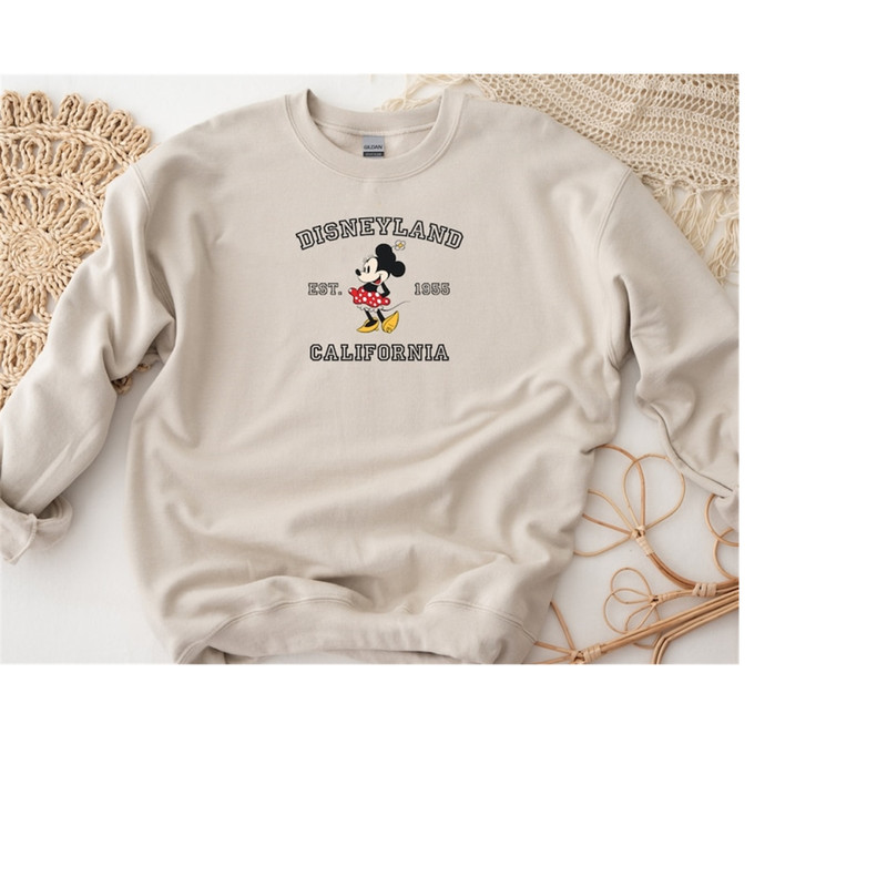 MR-1892023141759-retro-disneyland-est-1955-california-sweatshirt-disney-image-1.jpg