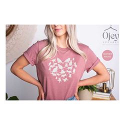 custom cat shirt, cat heart shirt, cute cat shirt, gift for cat mom, cat mom shirt, cat shirt for women, cat lover shirt