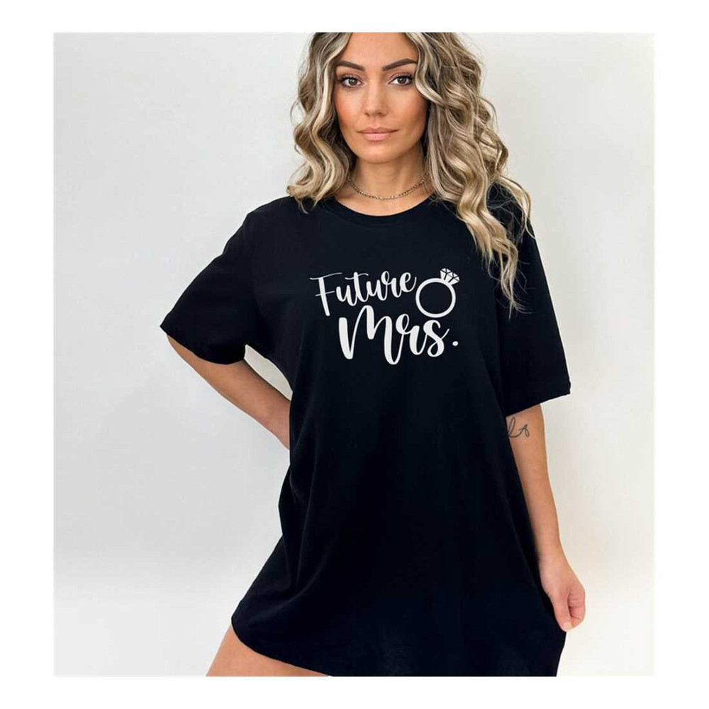 MR-1992023105126-future-mrs-shirt-engagement-shirt-2023-bride-to-be-shirt-black.jpg