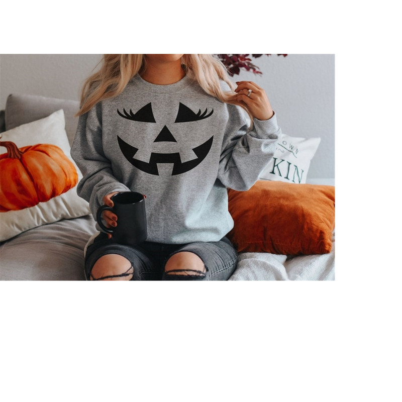MR-1992023105641-womens-jack-o-lantern-shirt-pumpkin-face-sweatshirt-sweatshirt.jpg