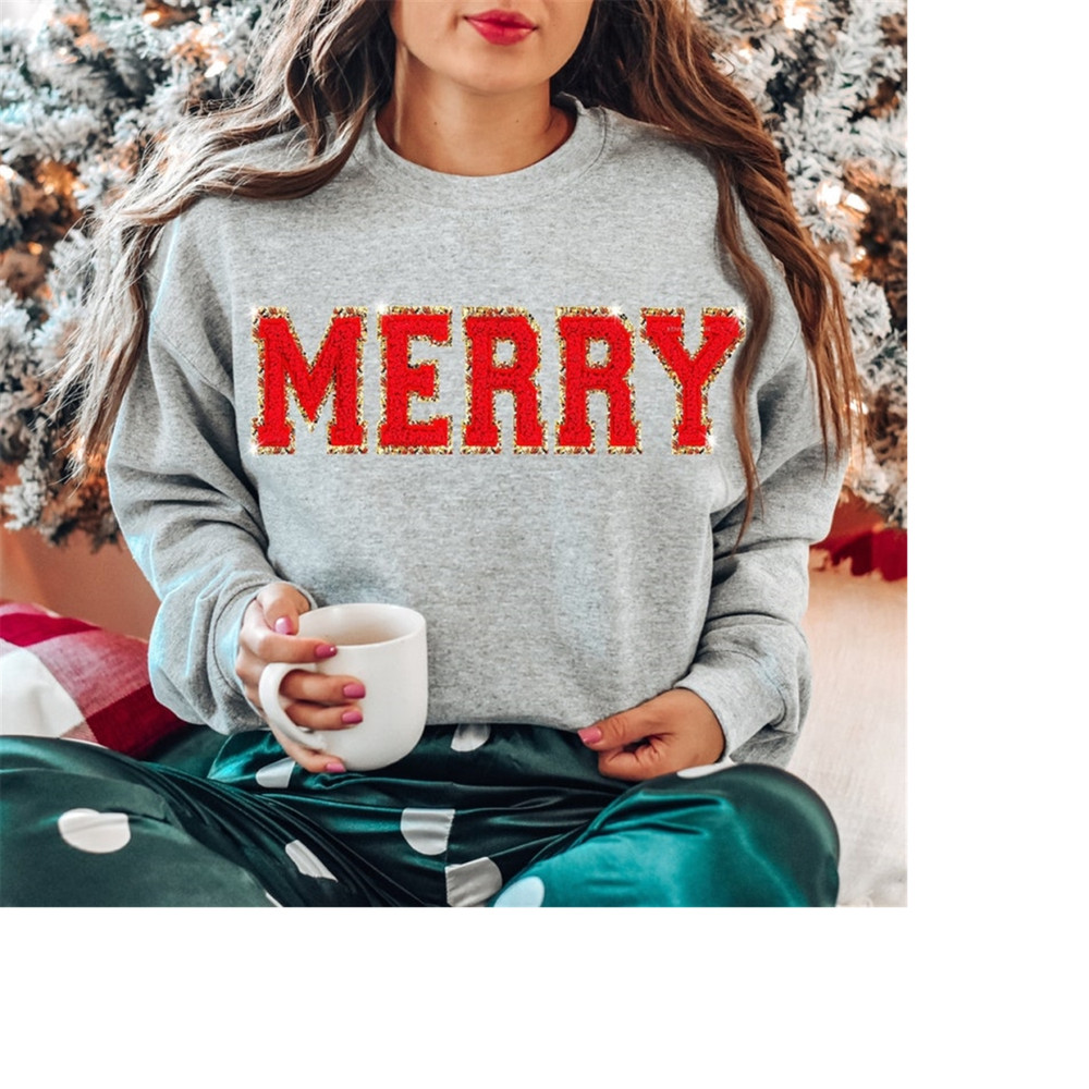 MR-1992023111556-chenille-patch-christmas-sweatshirt-merry-christmas-sweater-sweatshirt-gray.jpg