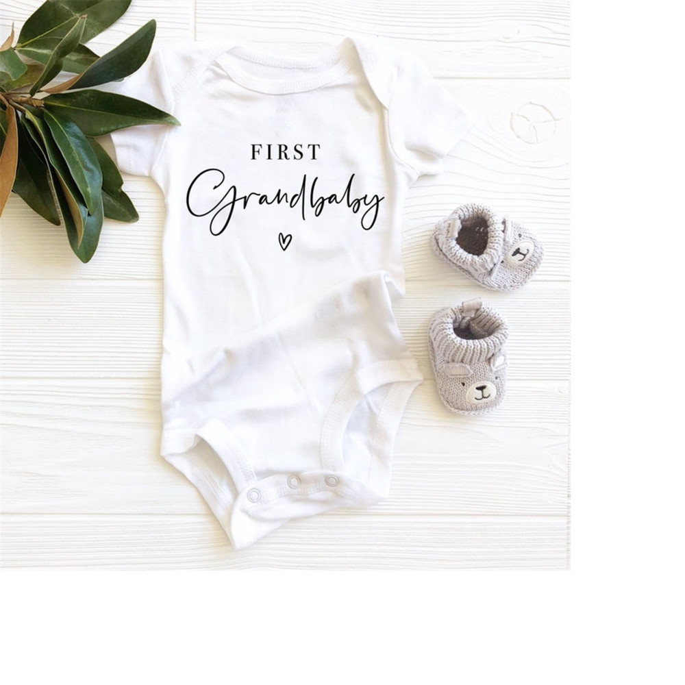 MR-199202311199-first-grandbaby-announcement-pregnancy-announcement-image-1.jpg