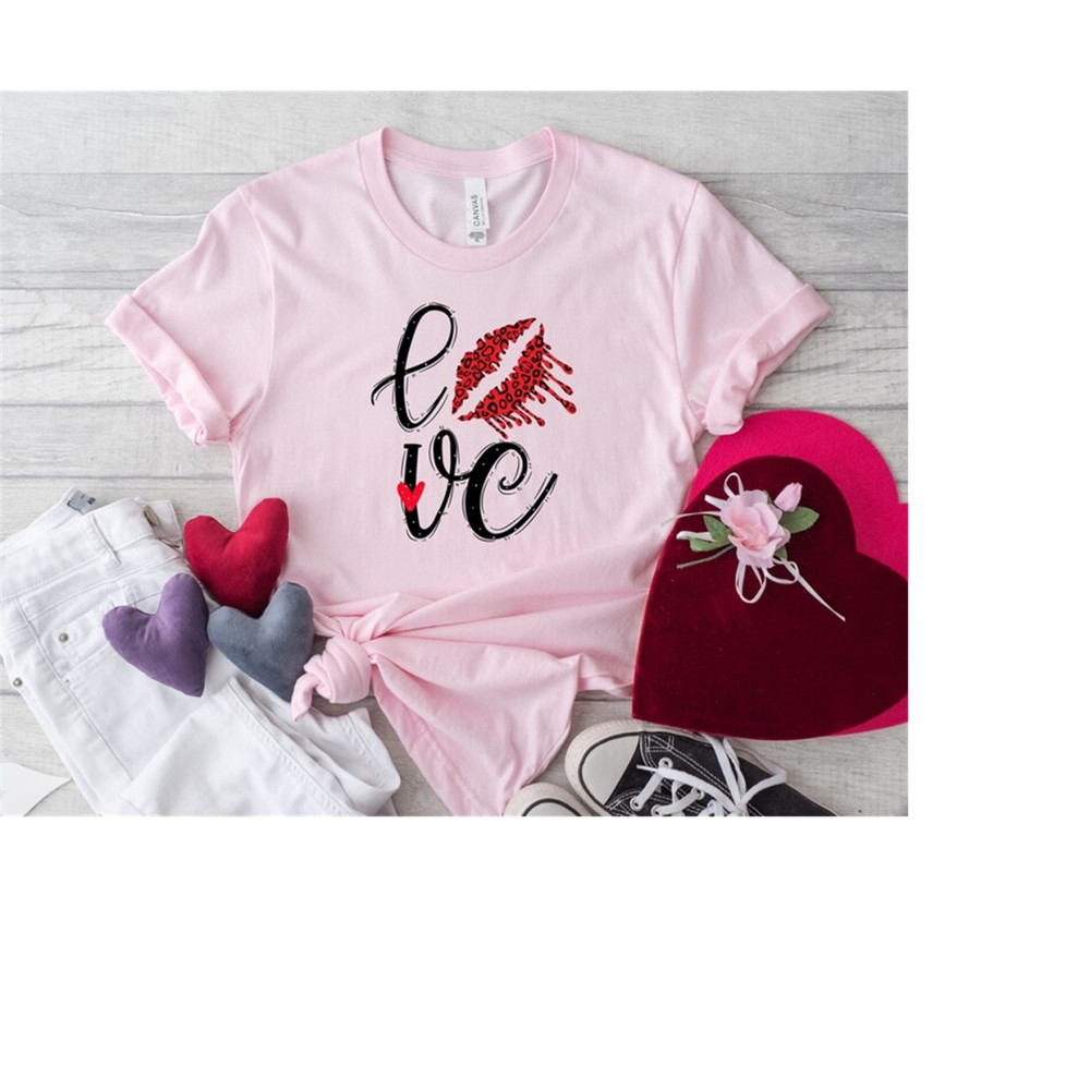 MR-1992023151217-valentine-love-lips-shirtheart-shirtlove-shirtleopard-print-image-1.jpg