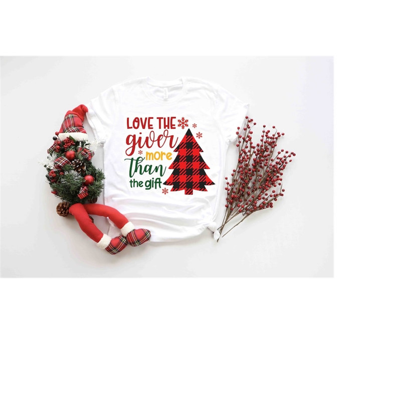 MR-1992023152927-love-the-giver-more-than-the-gift-shirt-merry-christmas-santa-image-1.jpg