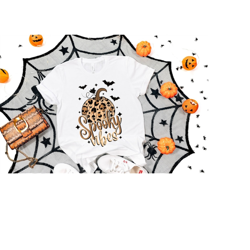 MR-1992023155743-spooky-vibes-shirt-spooky-vibe-tshirt-halloween-leopard-image-1.jpg