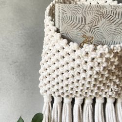 macrame organizer diy, macrame pocket wall hanging, macrame pattern, macrame magazine holder, macrame cover, kitchen org