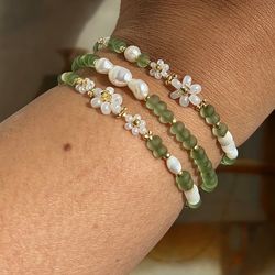 green matte pearl bracelet aesthetic handmade jewelry daisy bracelet beaded flower bracelets fashion bracelets set gift
