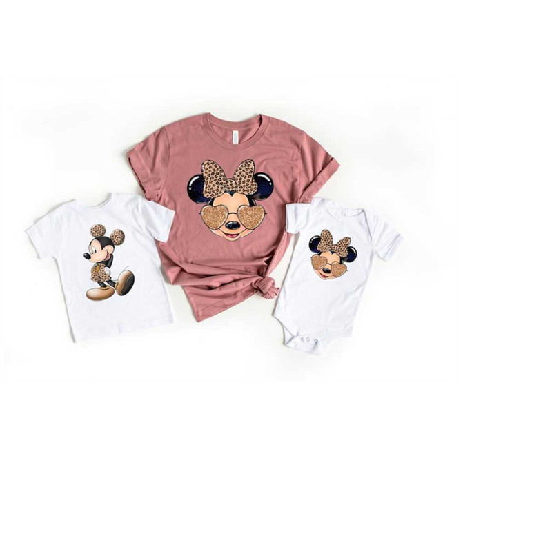 MR-2092023112639-disney-safari-minnie-sweatshirt-minnie-mouse-shirt-image-1.jpg