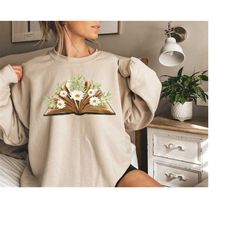 books with flowers t-shirt, love of books shirt, book lover gift, flower sweatshirt, reading shirt, bookworm shirt, libr