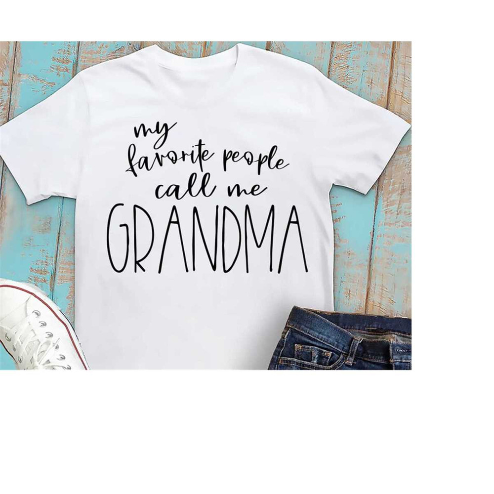 MR-2092023185721-grandma-svg-my-favorite-people-call-me-grandma-svg-saying-image-1.jpg
