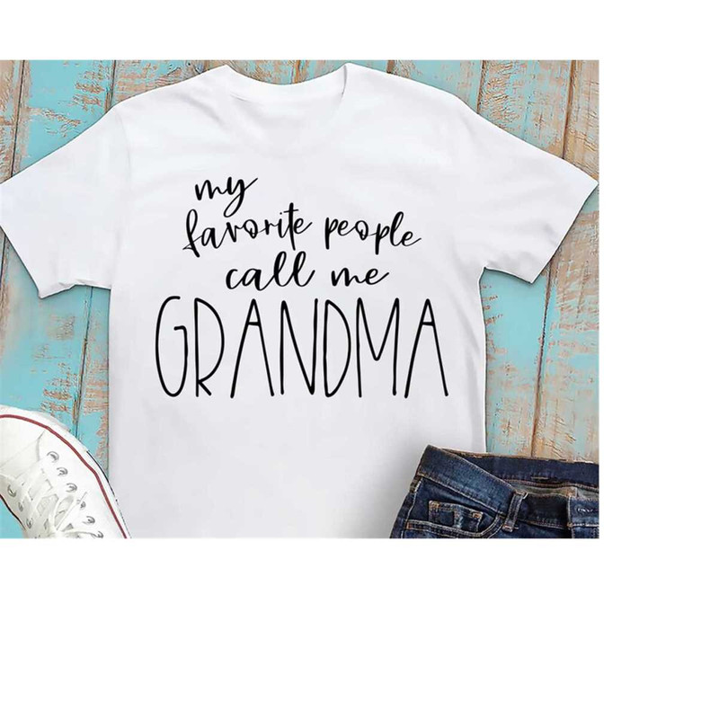 MR-2092023185721-grandma-svg-my-favorite-people-call-me-grandma-svg-saying-image-1.jpg