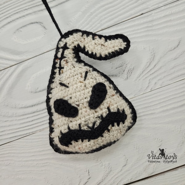 Oogie Boogie decorations amigurumi crochet pattern | Inspire Uplift