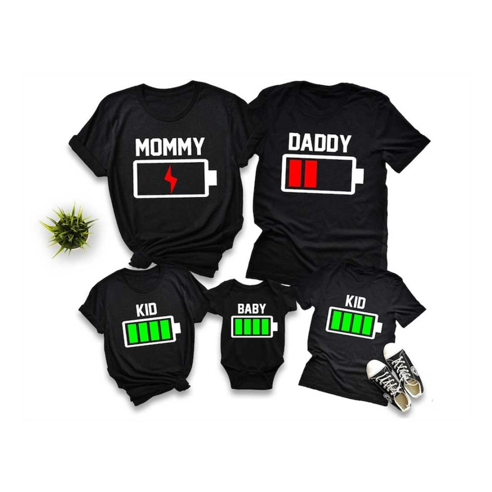 MR-2292023135137-daddy-mommy-baby-and-kid-matching-shirts-matching-family-image-1.jpg