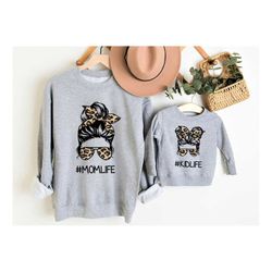 mama and mini matching sweatshirts, mommy and me sweaters, mama and daughter, matching mama and daughter pullover, match
