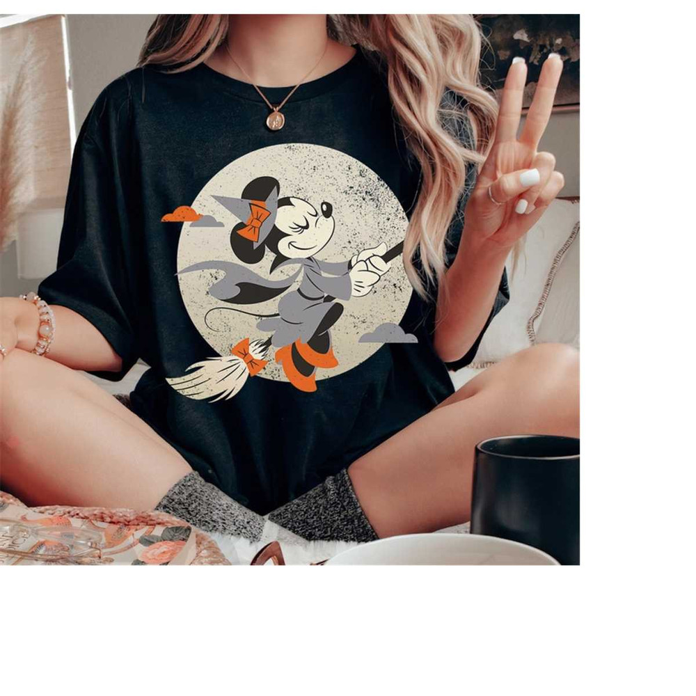 MR-2292023145131-disney-minnie-mouse-flying-witch-costume-halloween-t-shirt-image-1.jpg