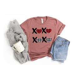xoxo shirt,buffalo plaid valentines day shirts for woman,heart shirt,cute valentine shirt,cute valentine tee,valentines