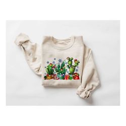 christmas cactus sweater, festive plant mom christmas sweatshirt, christmas plant mom gift, cactus with lights,christmas