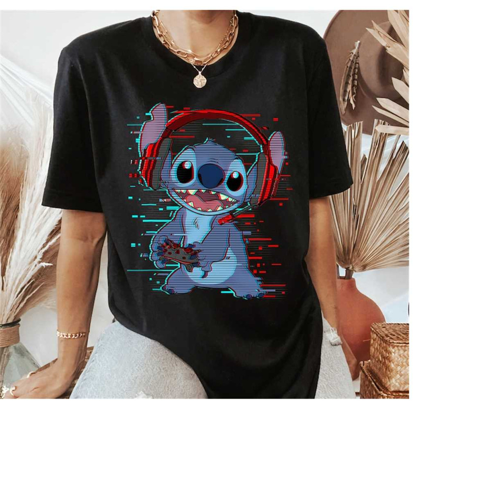 MR-22920231751-disney-lilo-stitch-gamer-glitch-headset-and-controller-image-1.jpg