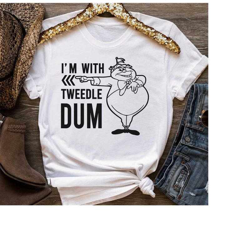 MR-2392023121050-disney-alice-in-wonderland-im-with-tweedledum-t-shirt-image-1.jpg