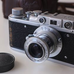 Zorki 1 Soviet Rangefinder Camera 35mm industar 22 50mm Leica Copy Vintage Decor