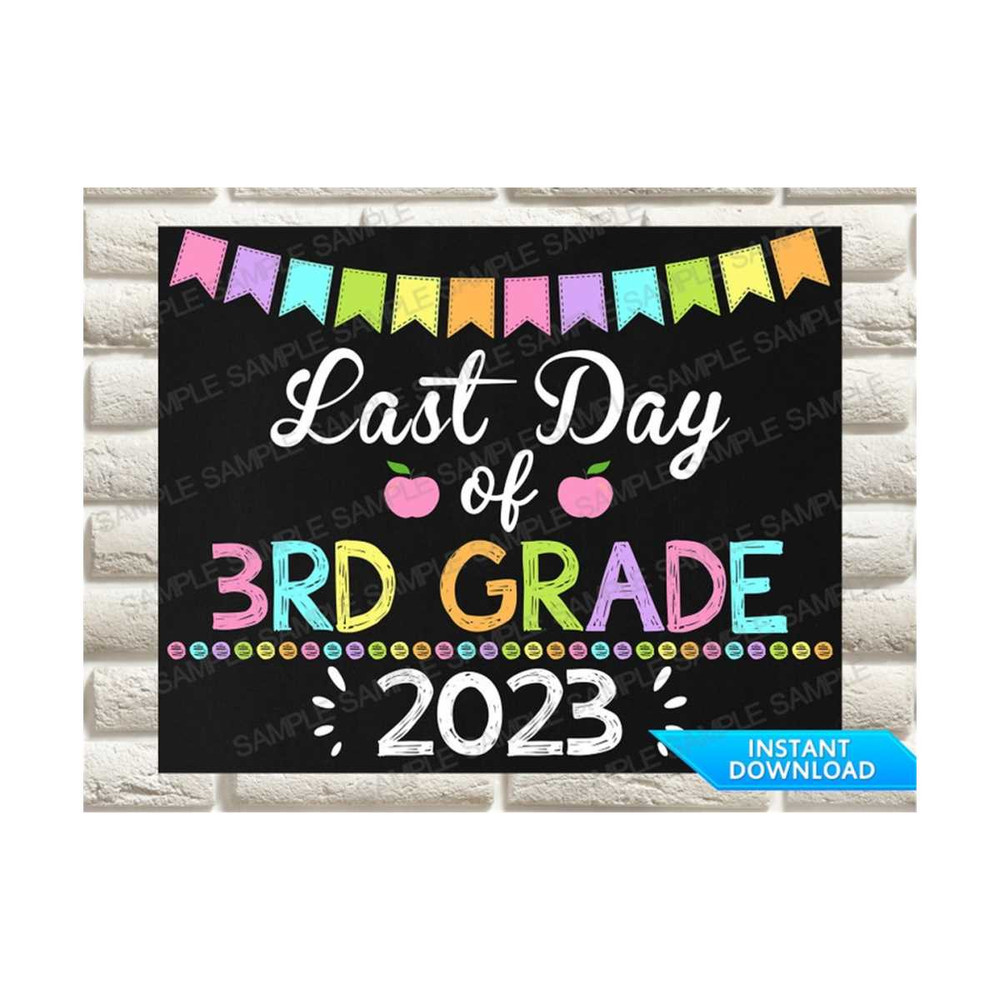 MR-26920233431-girl-last-day-of-3rd-grade-sign-girl-last-day-of-third-grade-image-1.jpg