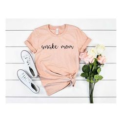 cute snake shirt snake mom snake owner shirt snake owner gift snake lover pet snake reptile shirt snake shirt women snak