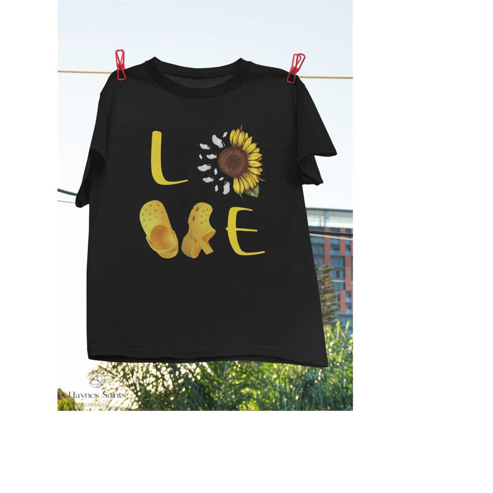MR-2692023163229-good-sunflower-love-crocs-vintage-t-shirt-be-a-sunflower-image-1.jpg