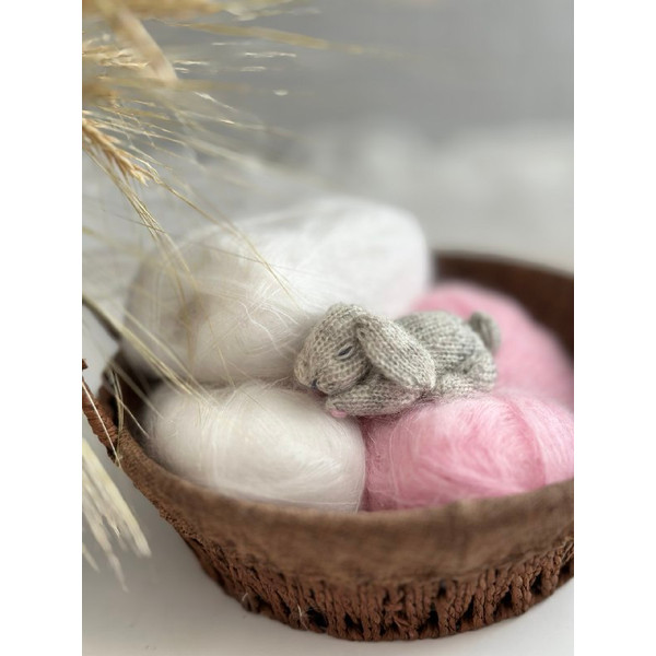 BUNNY pdf knitting pattern in English. Cute children toy, soft toy..jpg