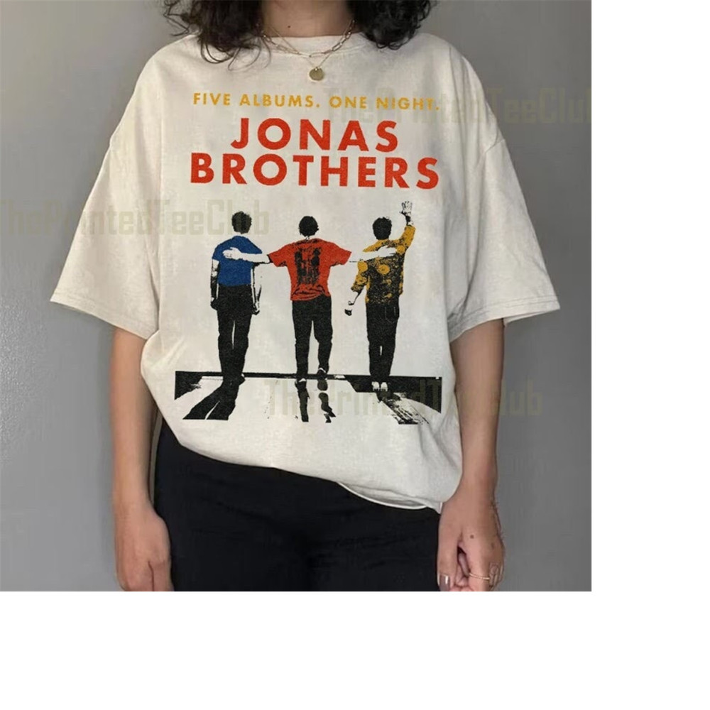 MR-2892023155952-jonas-brothers-vintage-tee-jonas-brothers-tour-shirt-concert-image-1.jpg