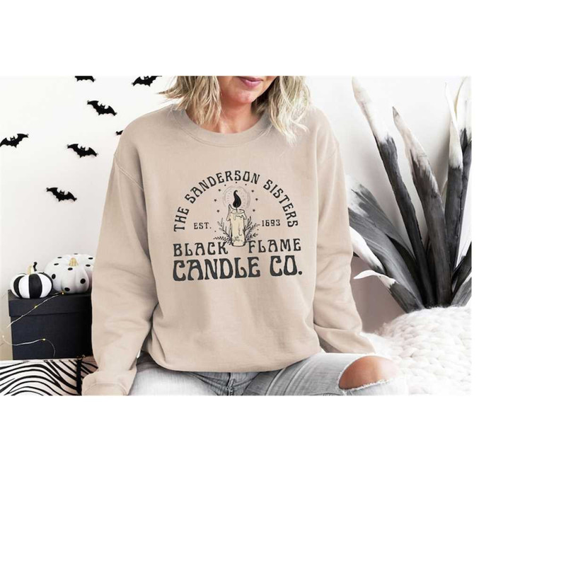 MR-289202316110-black-flame-candle-co-sweatshirt-the-sanderson-sisters-image-1.jpg