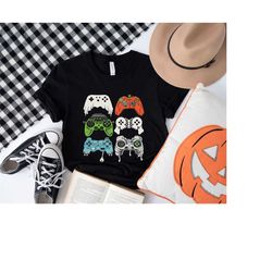 halloween controller t-shirt,halloween gaming shirt,spooky video game t-shirt,gamer boy halloween shirt,gaming controlle