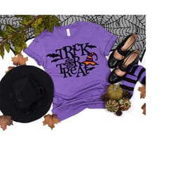 halloween shirt, trick or treat, halloween party top, cute shirt for halloween, fall t-shirt, cute fall tee, halloween t