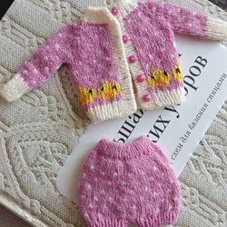 Cute pink knitted outfit for Blythe, outfit for blythe  with ducklings