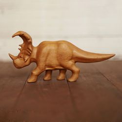 Wooden dinosaur Sinoceratops